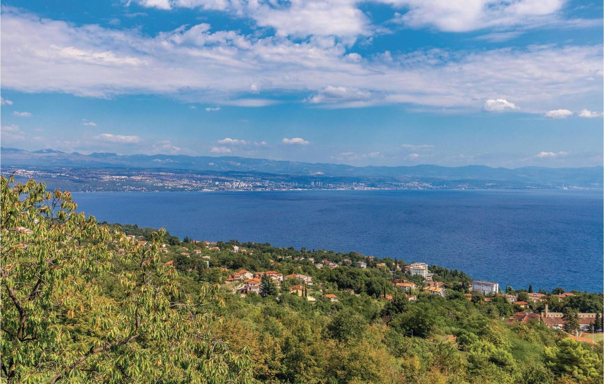 Nice Apartment In Lovran With Kitchen Εξωτερικό φωτογραφία
