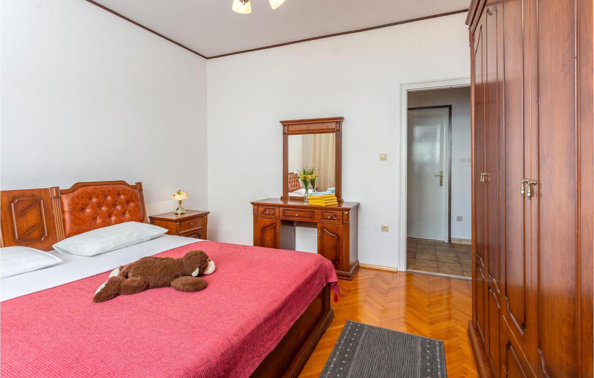 Nice Apartment In Lovran With Kitchen Εξωτερικό φωτογραφία