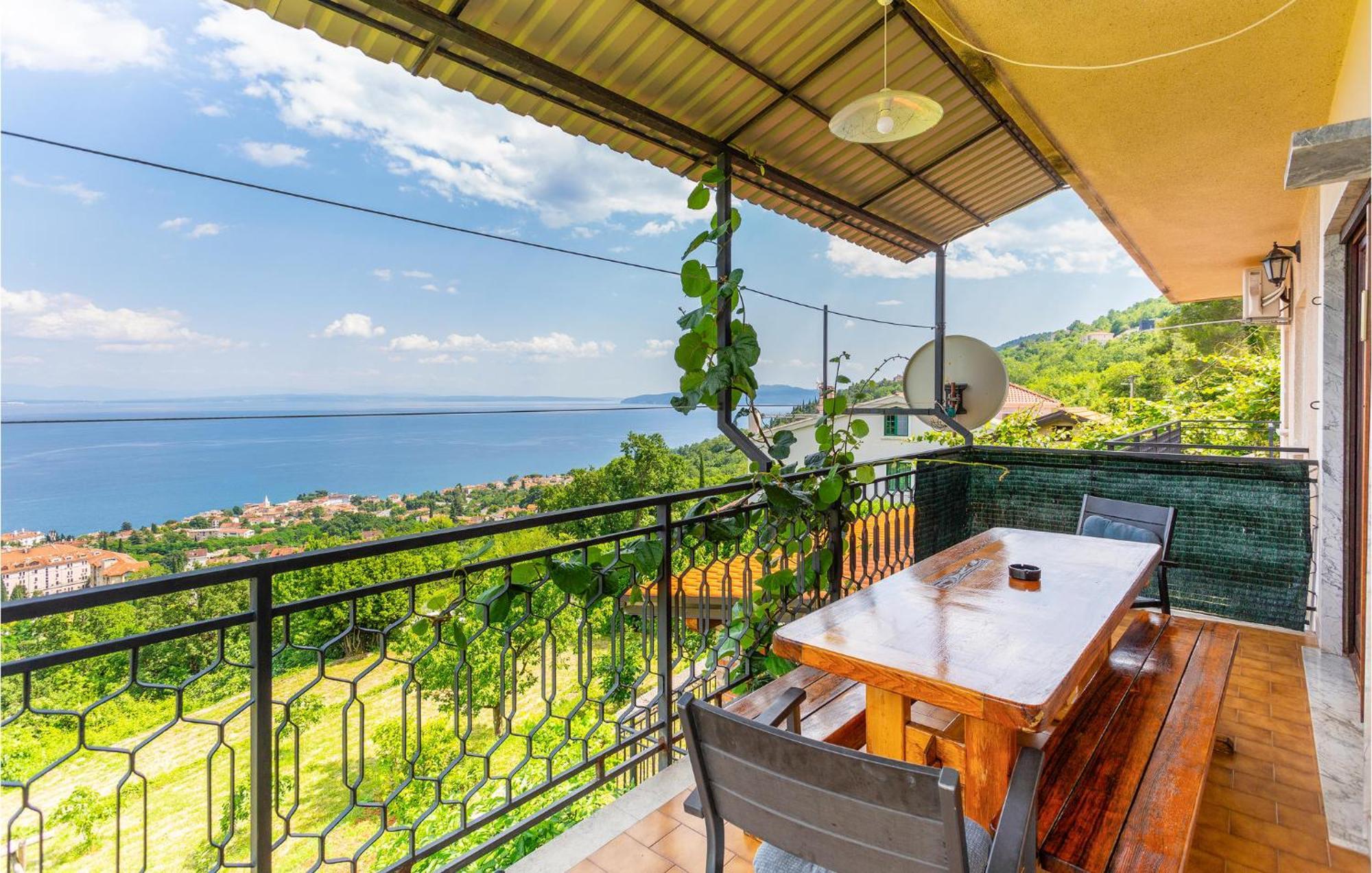 Nice Apartment In Lovran With Kitchen Εξωτερικό φωτογραφία