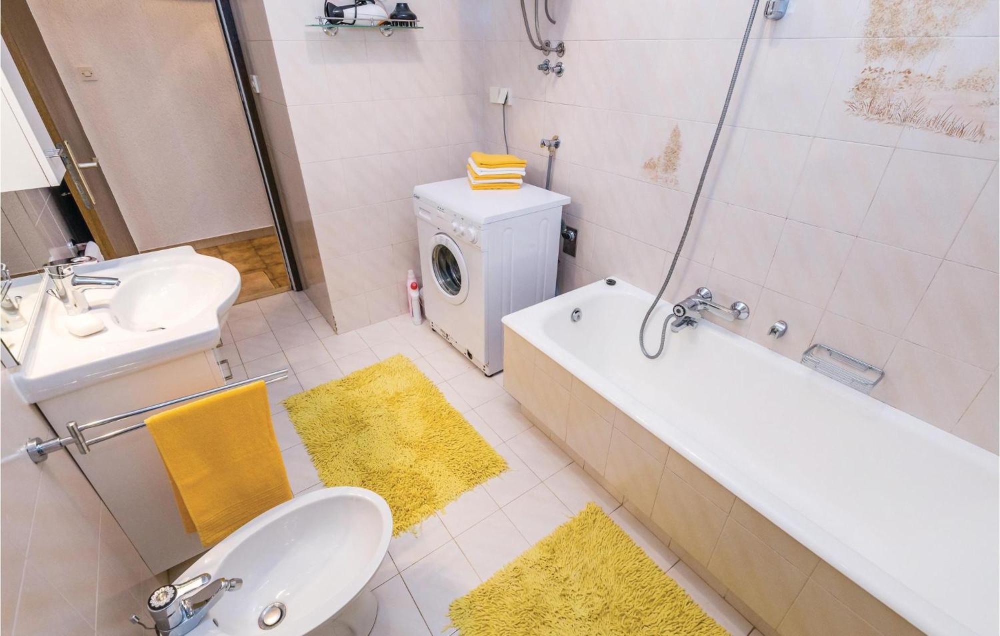 Nice Apartment In Lovran With Kitchen Εξωτερικό φωτογραφία