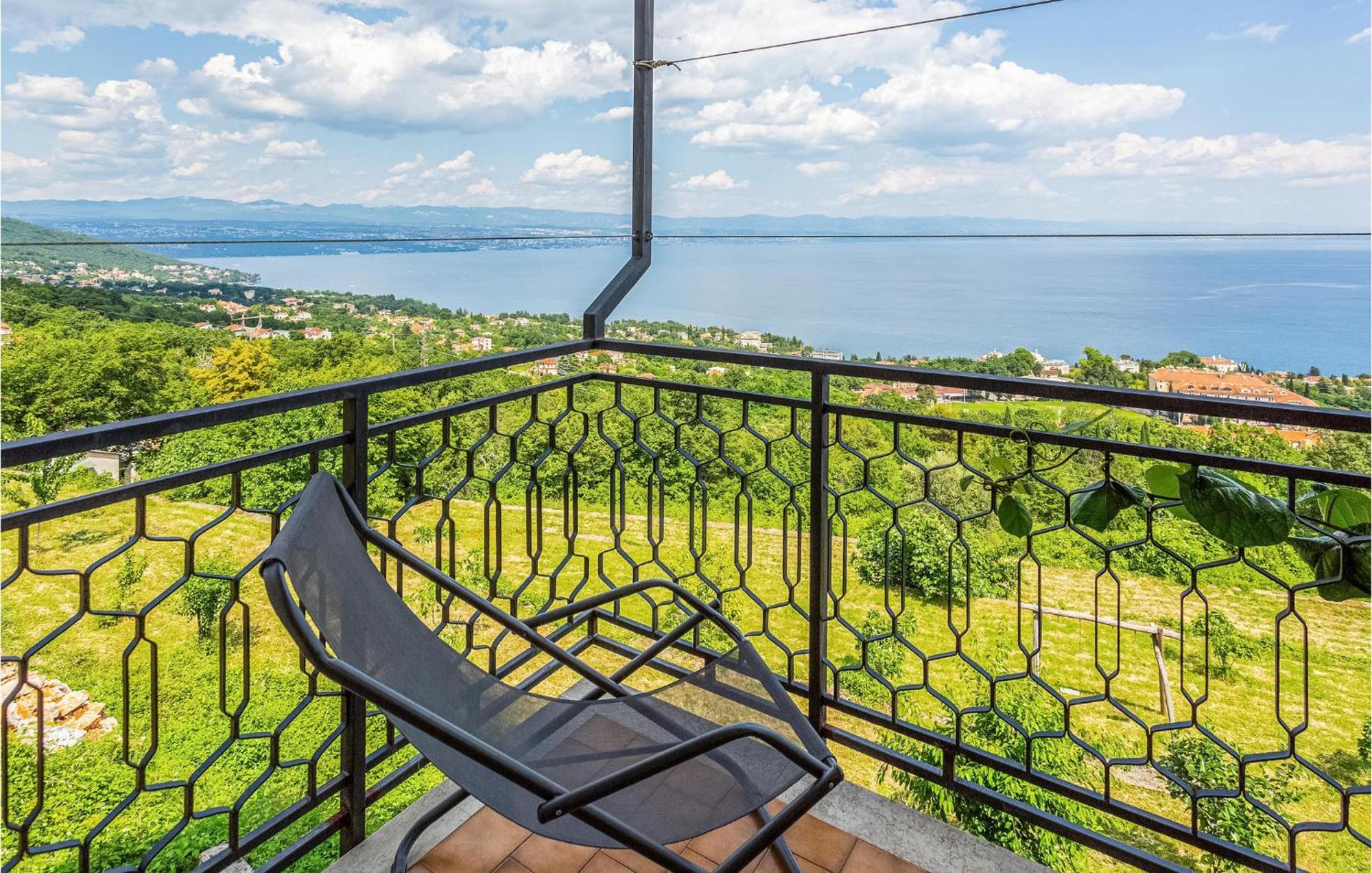 Nice Apartment In Lovran With Kitchen Εξωτερικό φωτογραφία