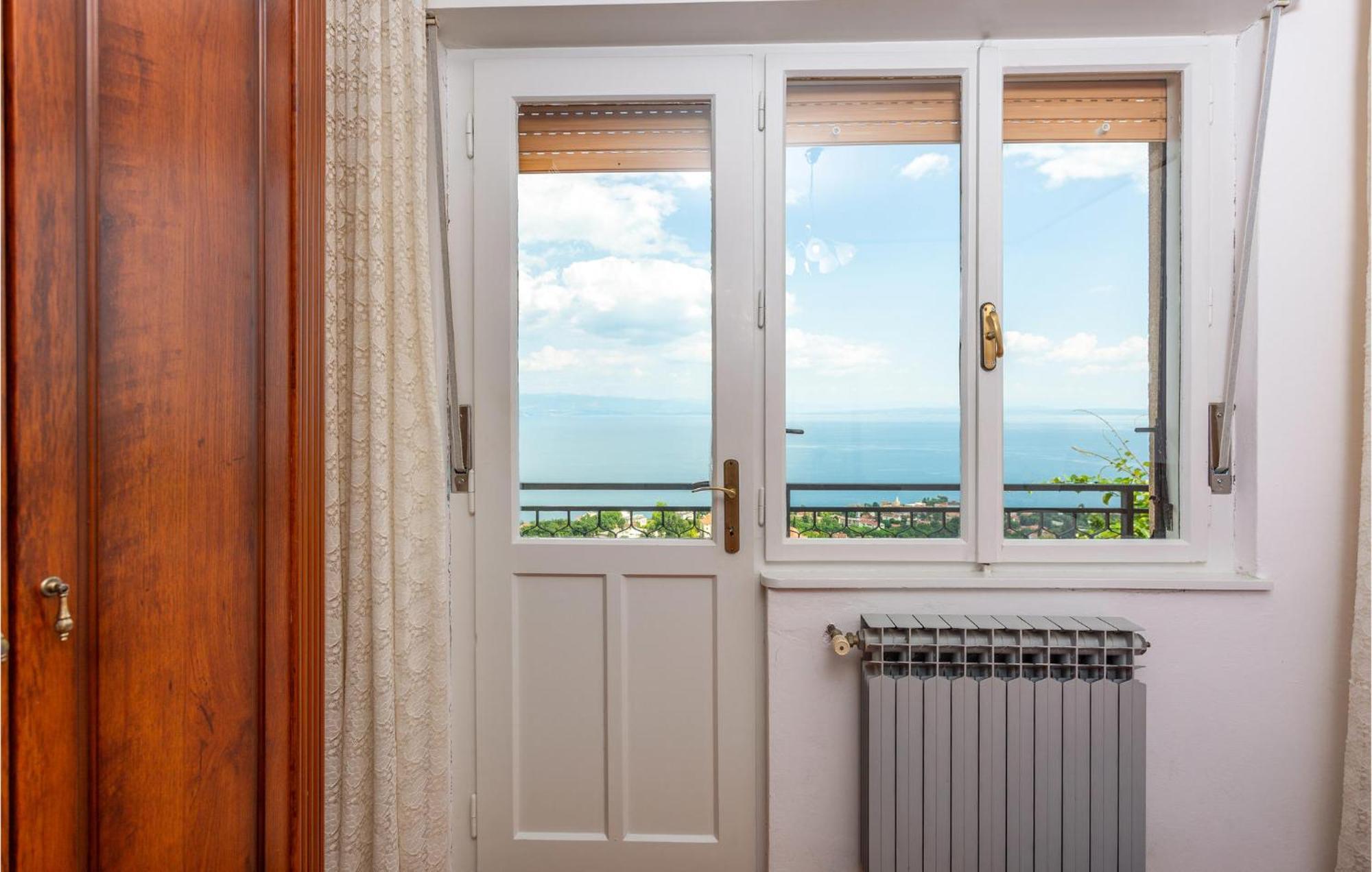 Nice Apartment In Lovran With Kitchen Εξωτερικό φωτογραφία